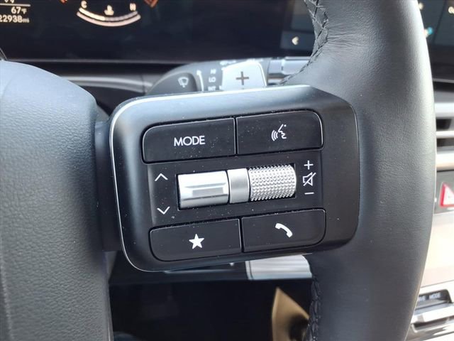 Certified 2025 Hyundai Santa Fe SEL image 23