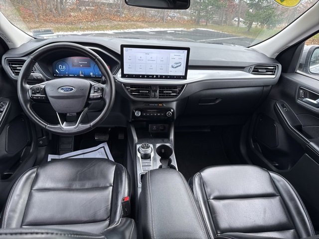 Used 2023 Ford Escape Platinum image 19