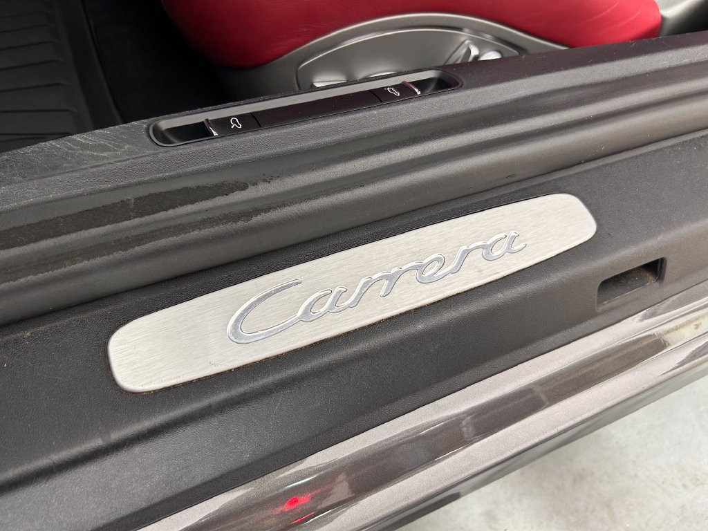 Certified 2019 Porsche 911 Carrera RWD image 15
