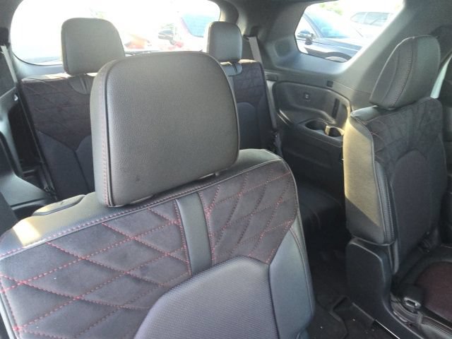 Used 2026 Honda Pilot Black Edition image 18