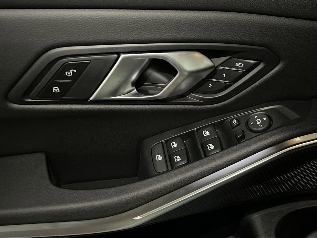 New 2025 BMW 330i xDrive Sedan w/ Convenience Package image 13