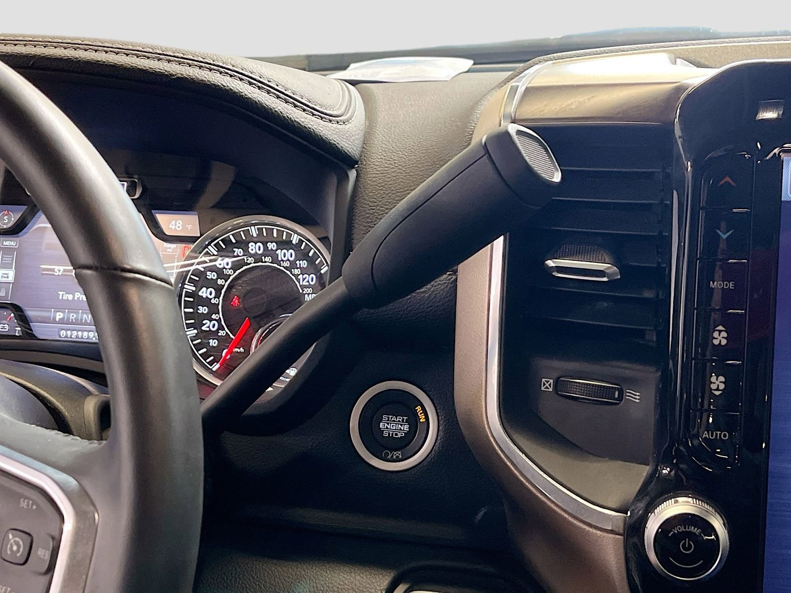 Used 2024 RAM 2500 Laramie image 17