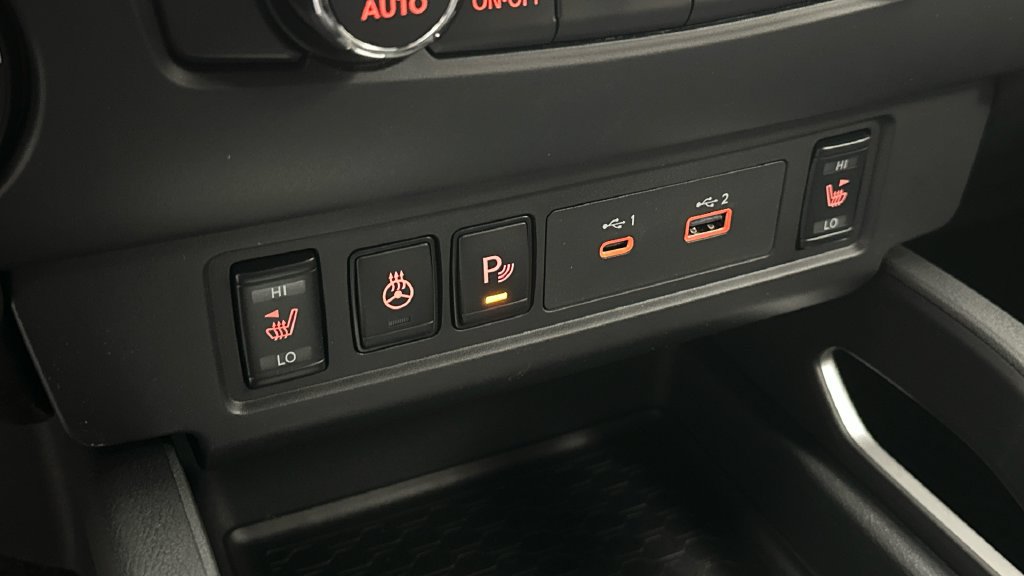 New 2026 Nissan Frontier SV w/ All-Weather Content Package AWD/4WD image 19