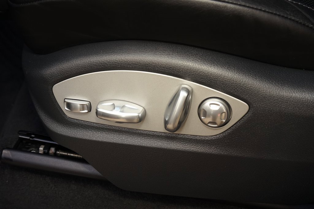 Used 2017 Porsche Cayenne S image 26