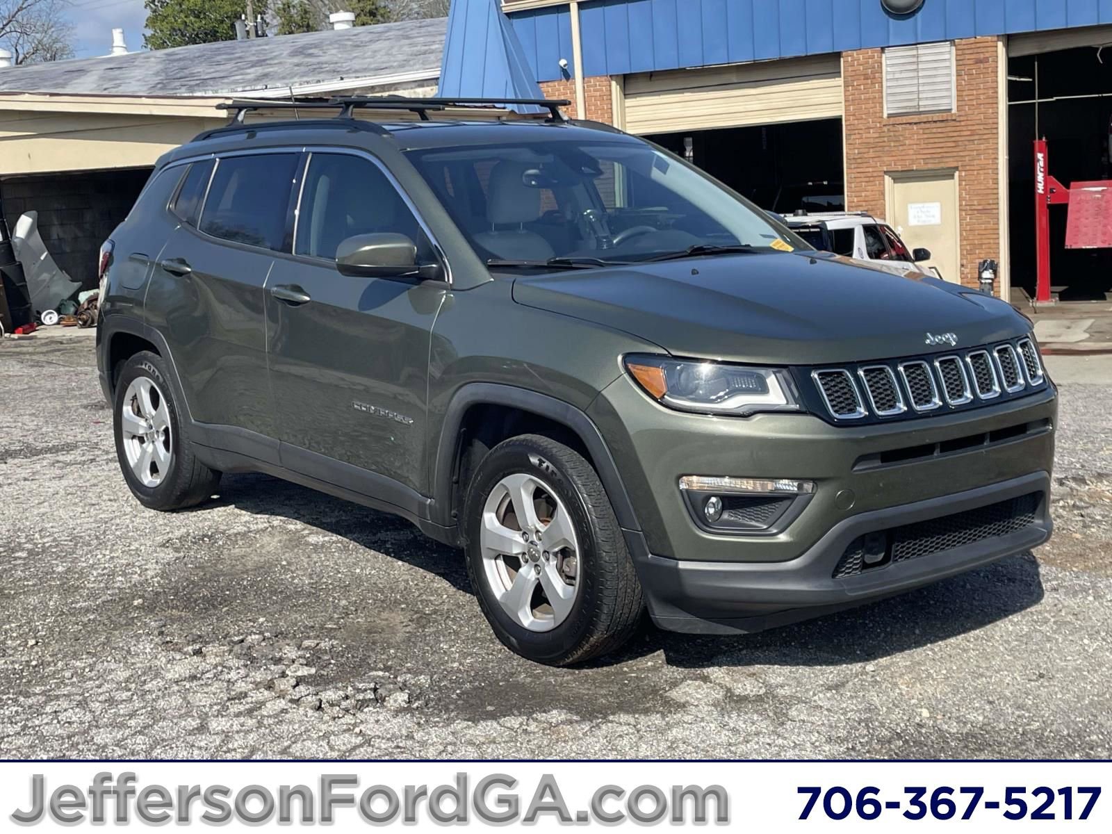 Used 2018 Jeep Compass Latitude w/ Popular Equipment Group image 1