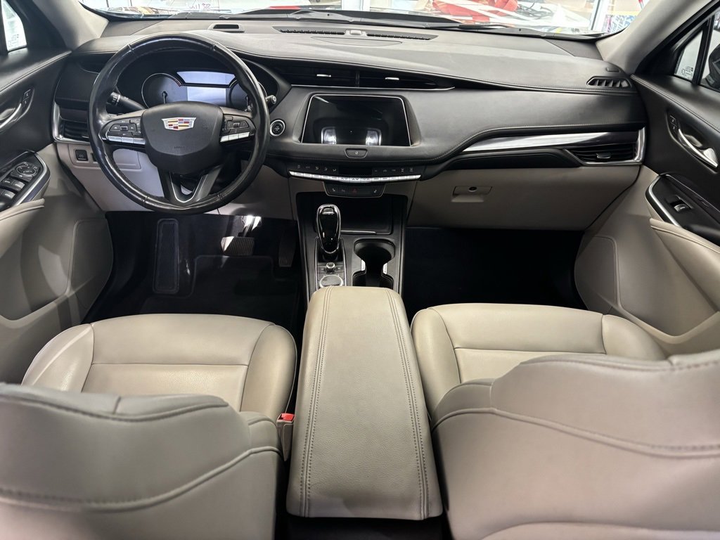 Certified 2022 Cadillac XT4 Luxury image 19