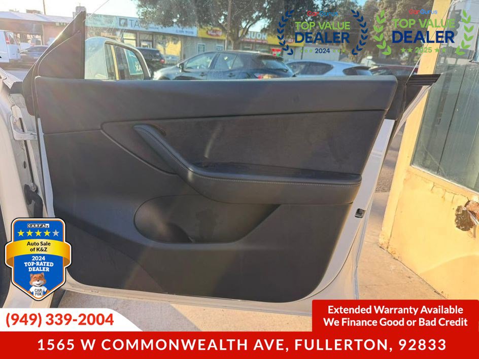 Used 2021 Tesla Model Y Long Range image 21