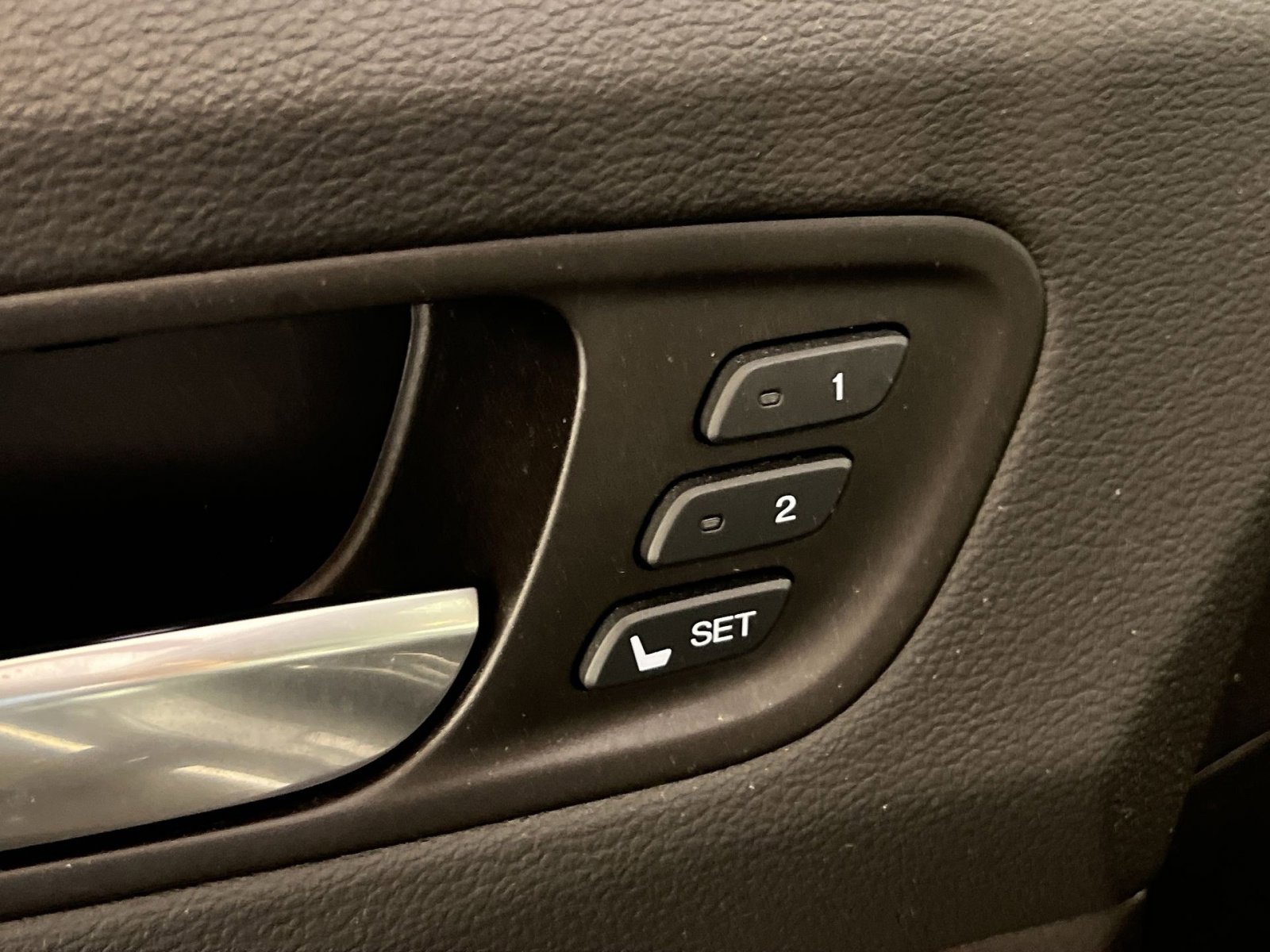 Used 2020 Acura MDX Technology image 33