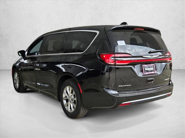 New 2026 Chrysler Pacifica Limited image 9
