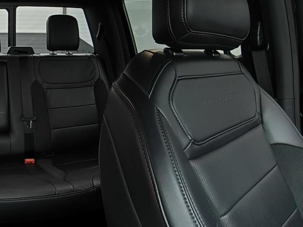 Used 2025 Ford F150 Raptor AWD/4WD image 29