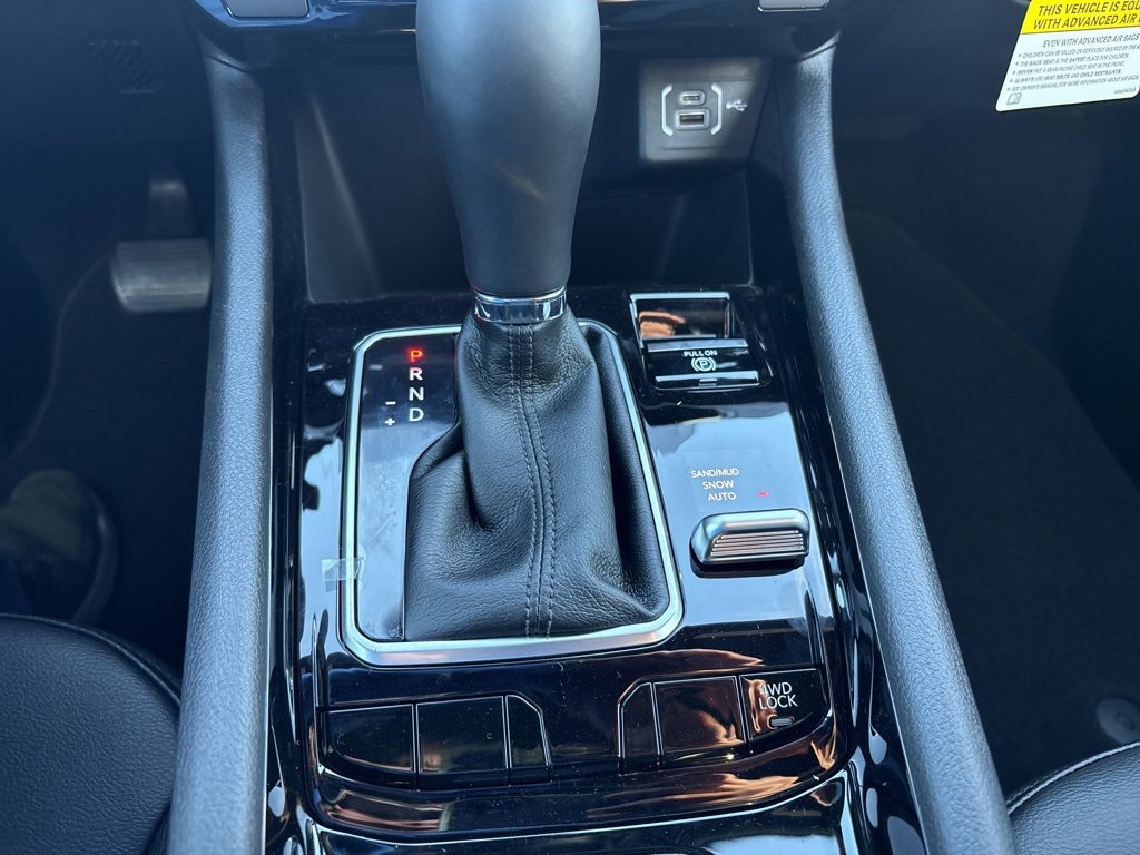 New 2026 Jeep Compass Latitude image 16