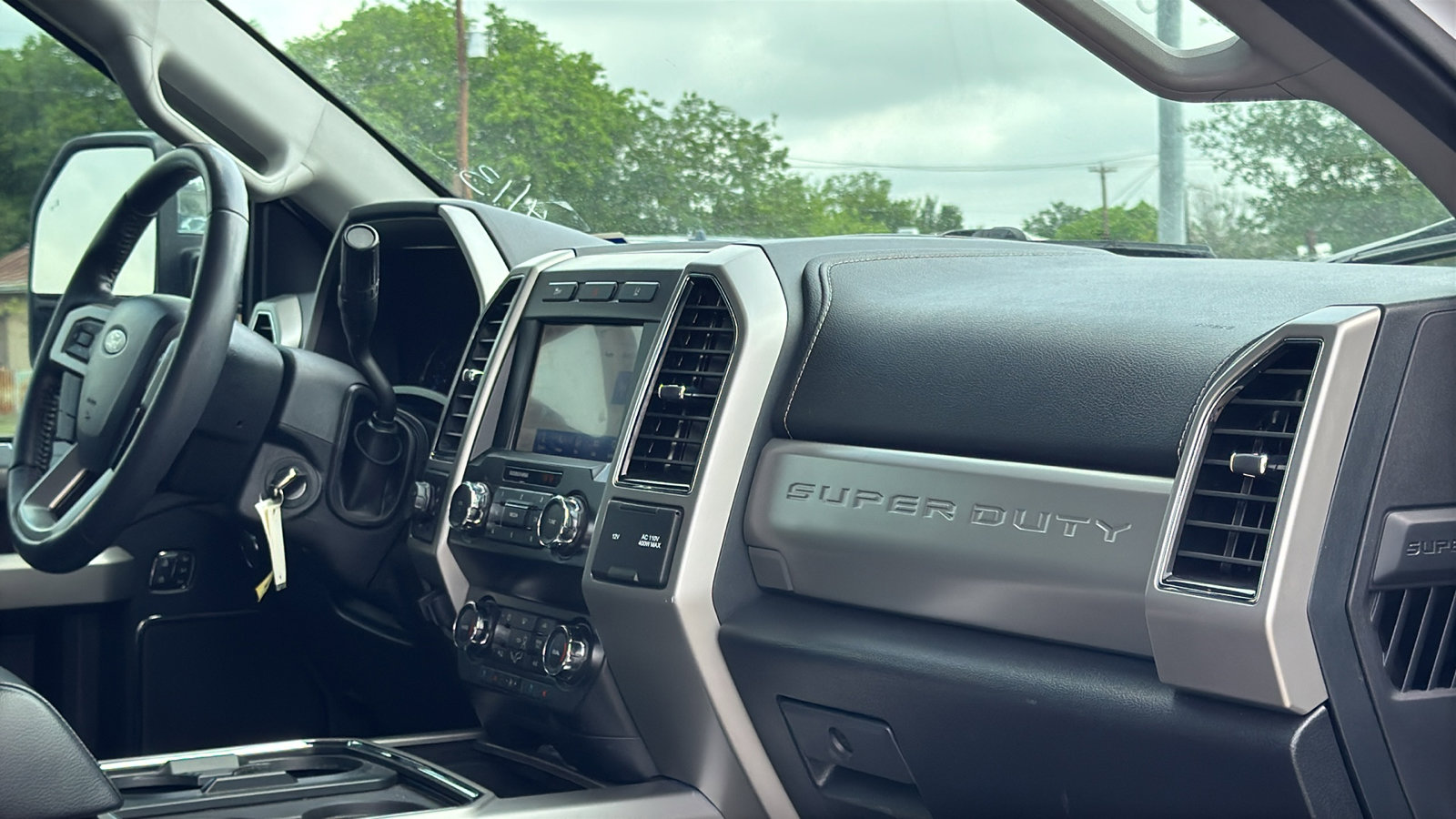 Used 2020 Ford F250 Lariat w/ Chrome Package AWD/4WD image 27