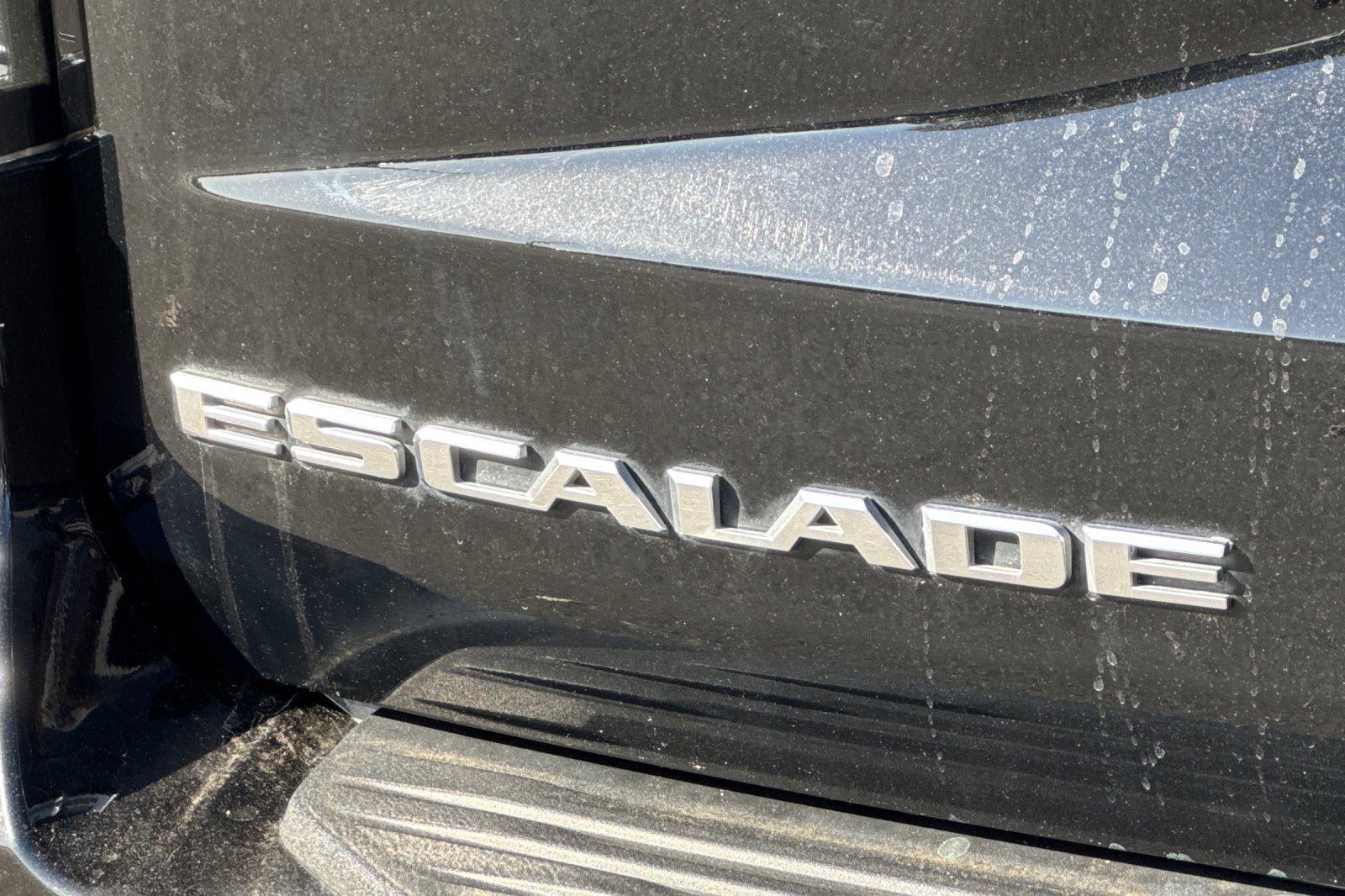 Used 2023 Cadillac Escalade ESV Premium Luxury image 48