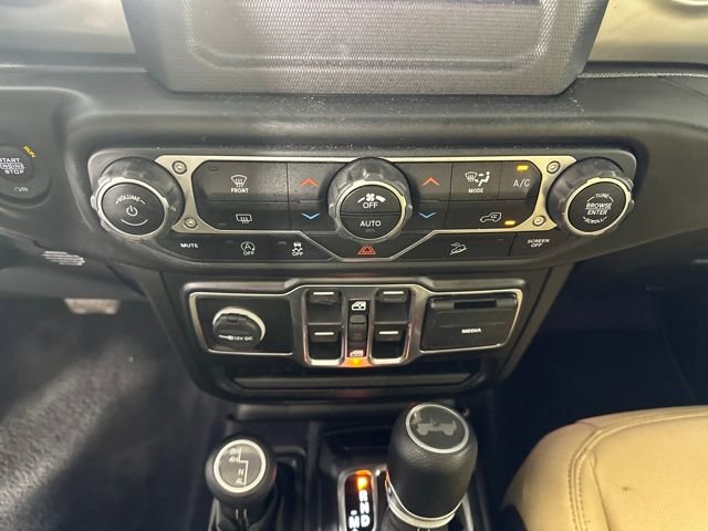 Used 2020 Jeep Wrangler Unlimited Sahara image 23