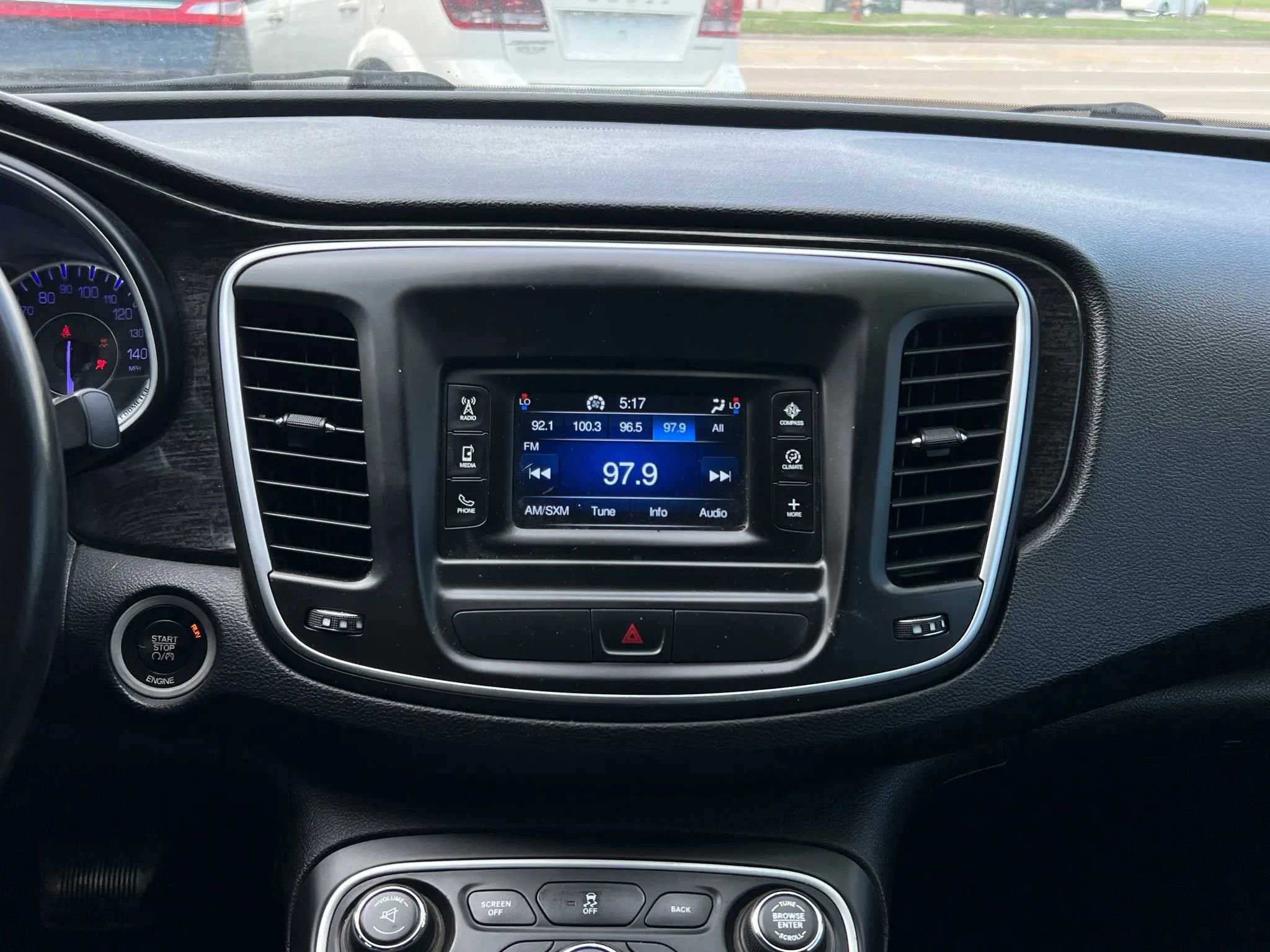 Used 2015 Chrysler 200 C image 19