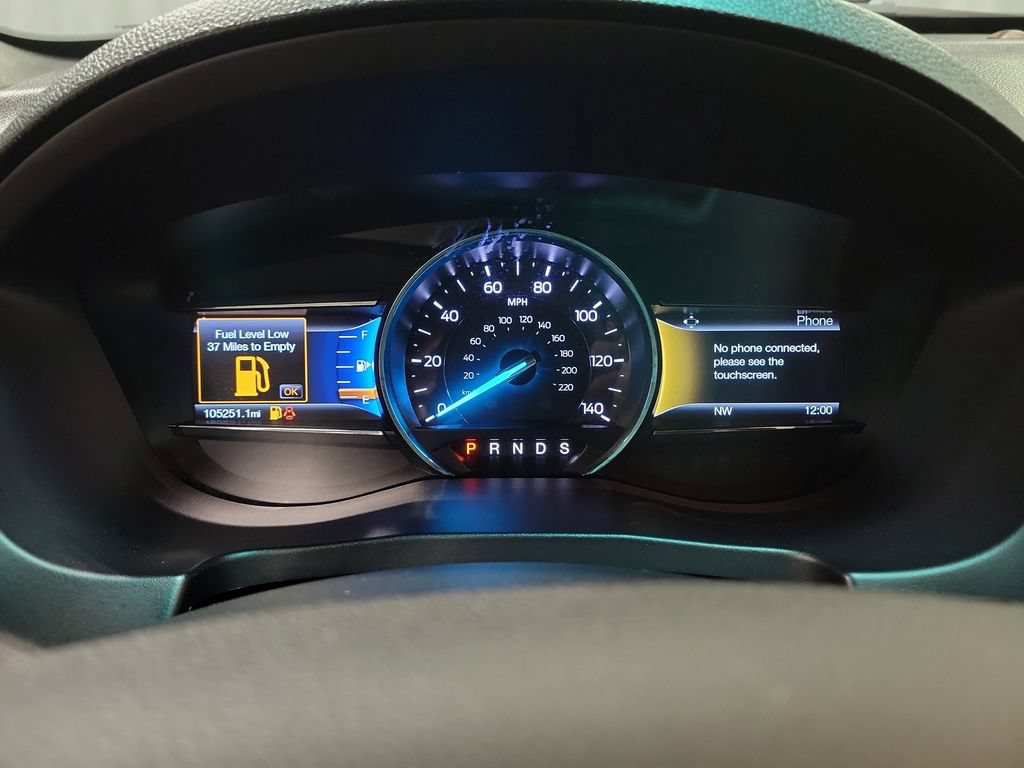 Used 2017 Ford Explorer XLT w/ Equipment Group 202A FWD image 26