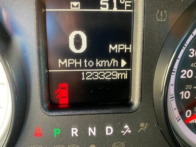 Used 2018 RAM 1500 ST w/ SXT Appearance Group image 11