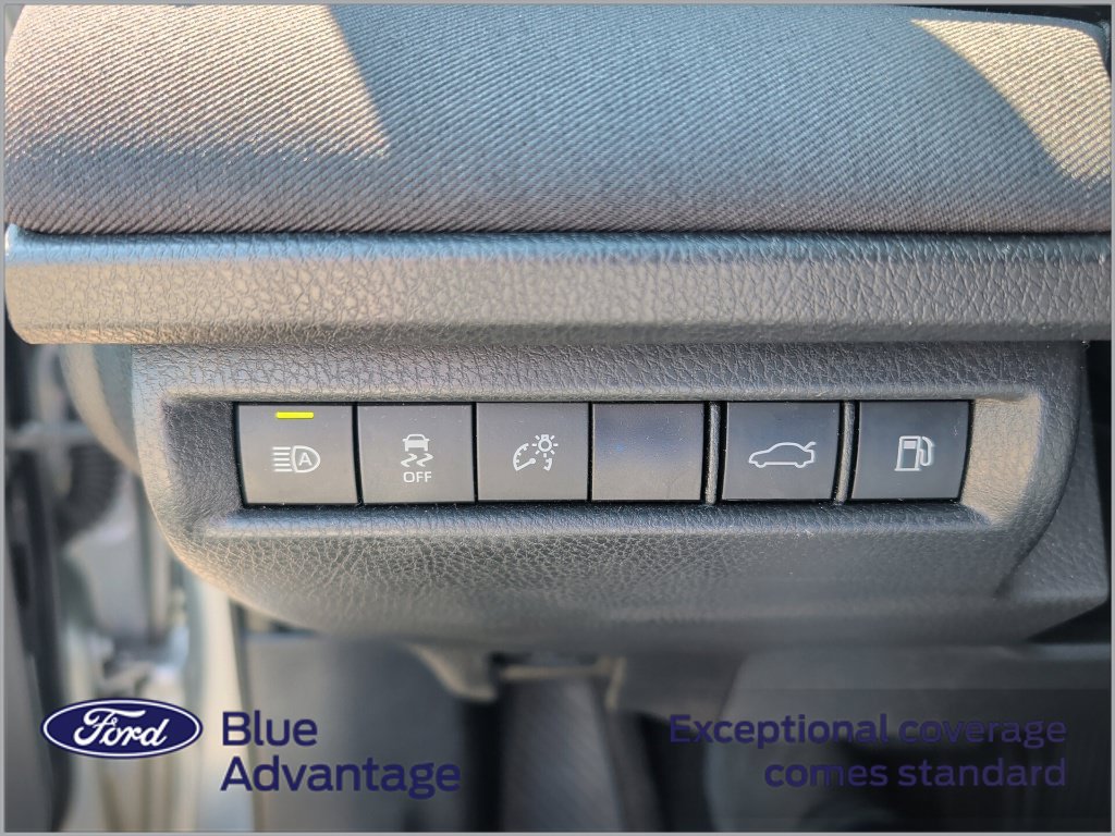 Used 2025 Toyota Camry LE FWD image 11
