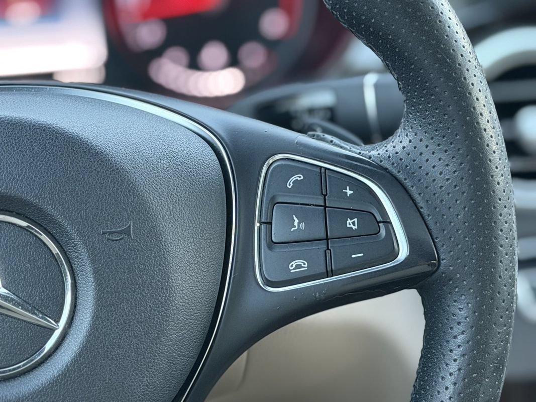 Used 2018 Mercedes-Benz C 300 4MATIC Sedan image 23