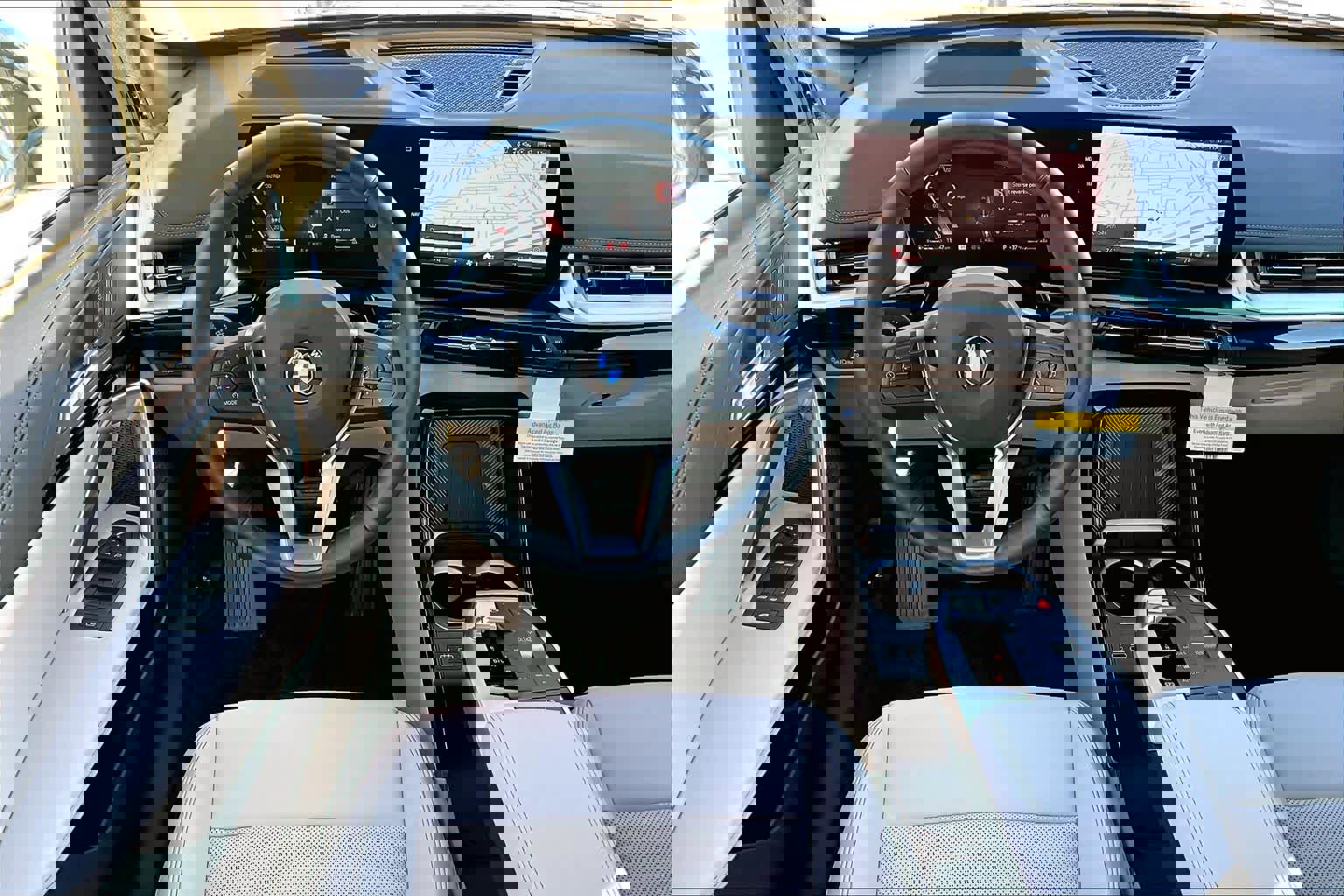 Used 2025 BMW X1 xDrive28i w/ Technology Package image 7