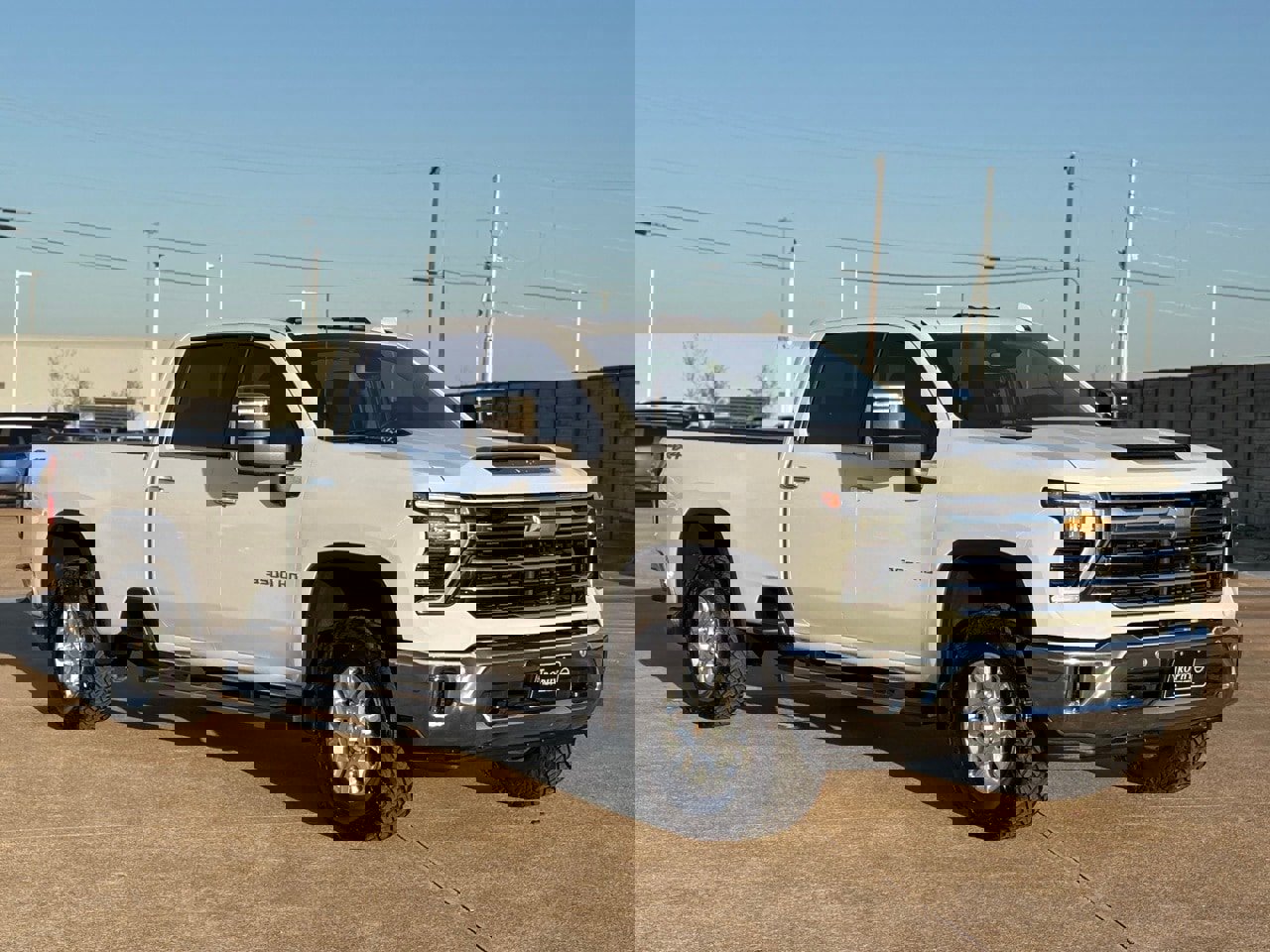 Used 2024 Chevrolet Silverado 3500 LTZ w/ LTZ Plus Package image 4