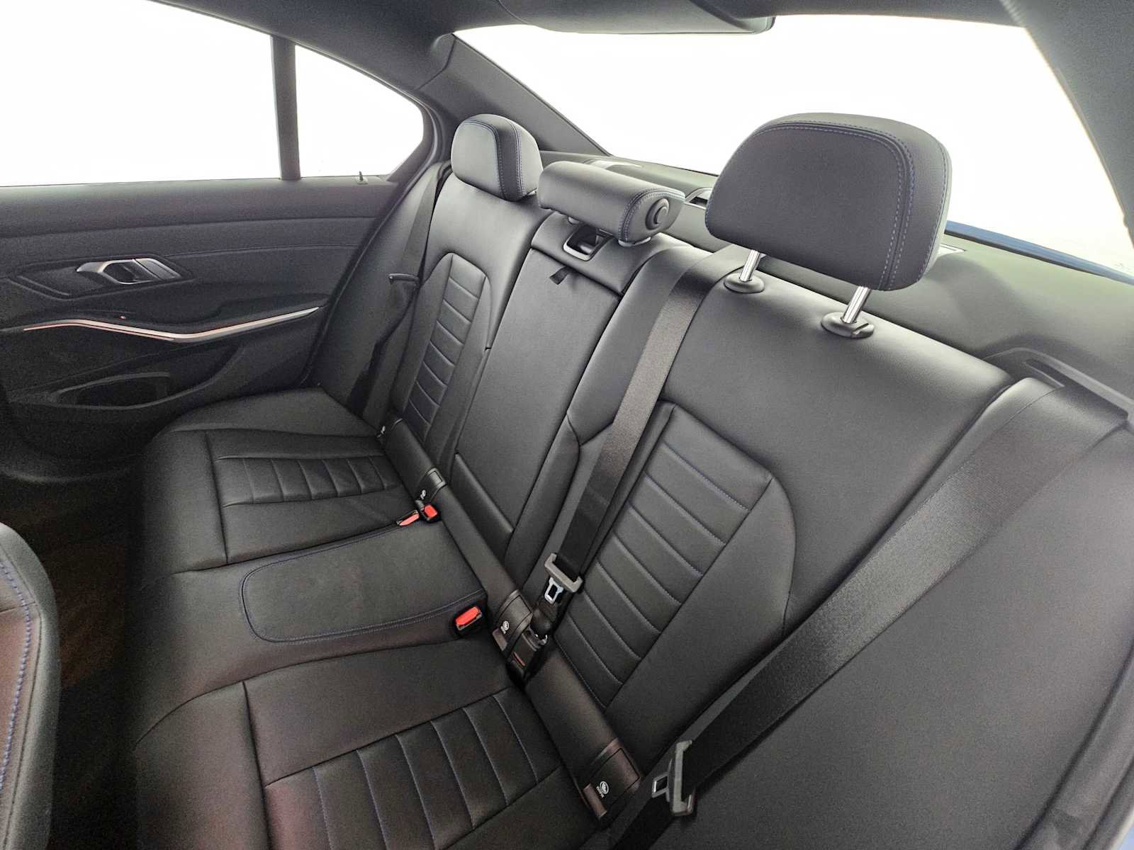 Used 2023 BMW M340i image 17