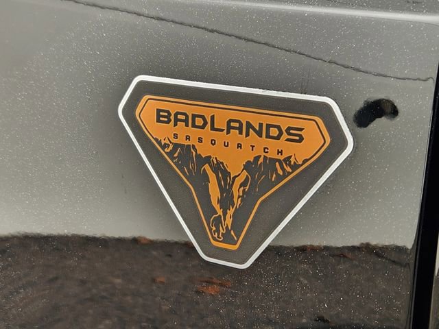 New 2025 Ford Bronco Badlands image 16