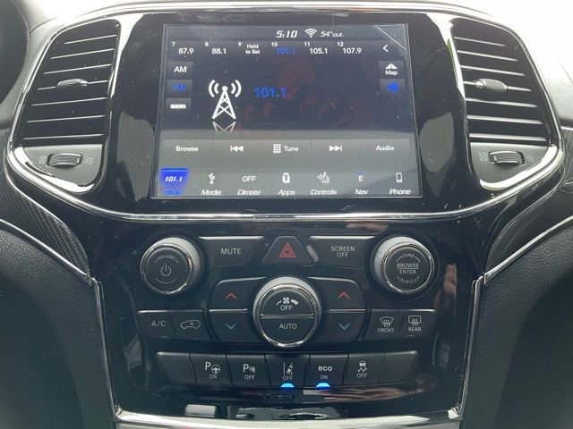 Used 2019 Jeep Grand Cherokee SRT image 19