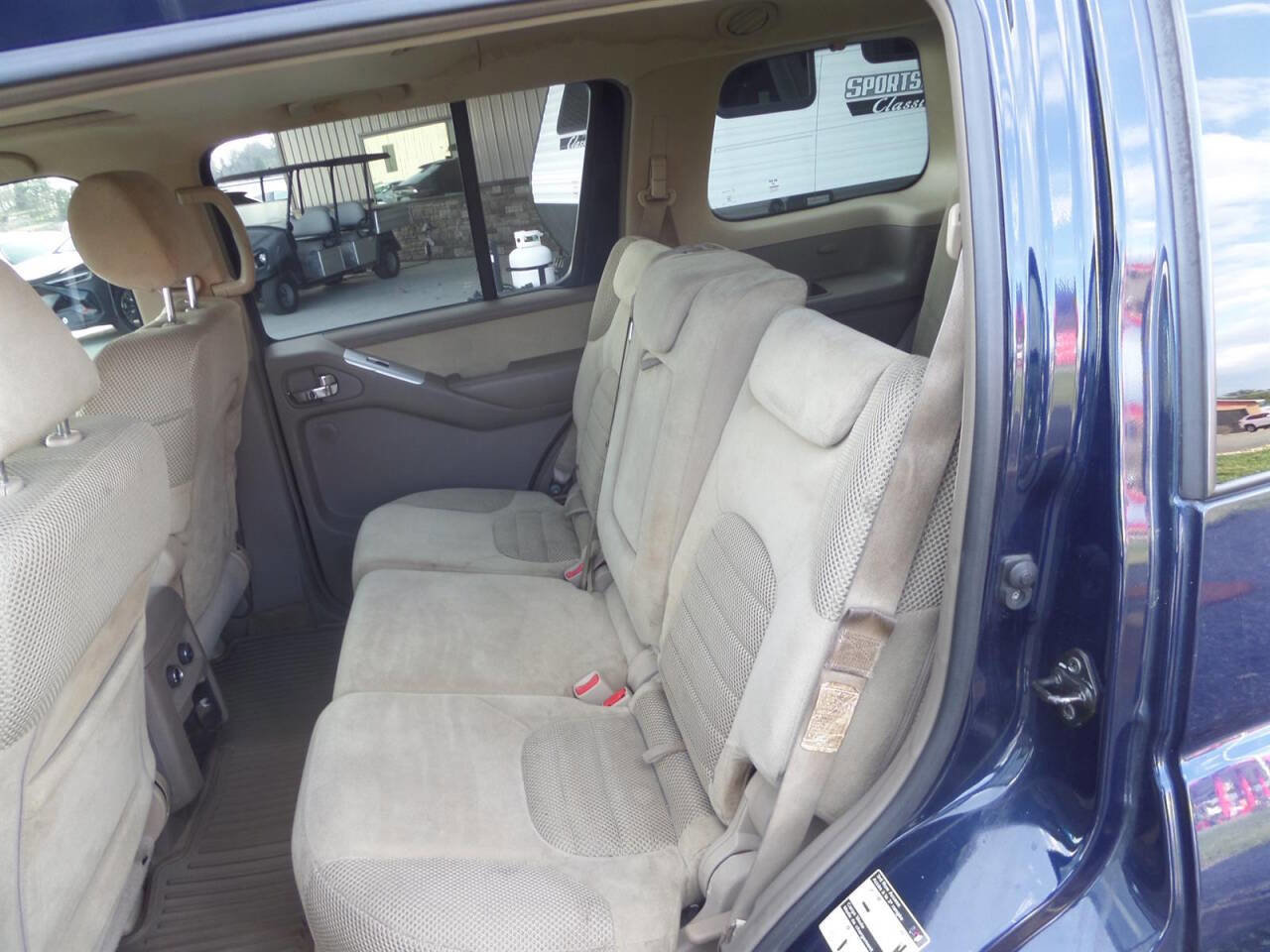 Used 2008 Nissan Pathfinder SE w/ Premium Pkg AWD/4WD image 8