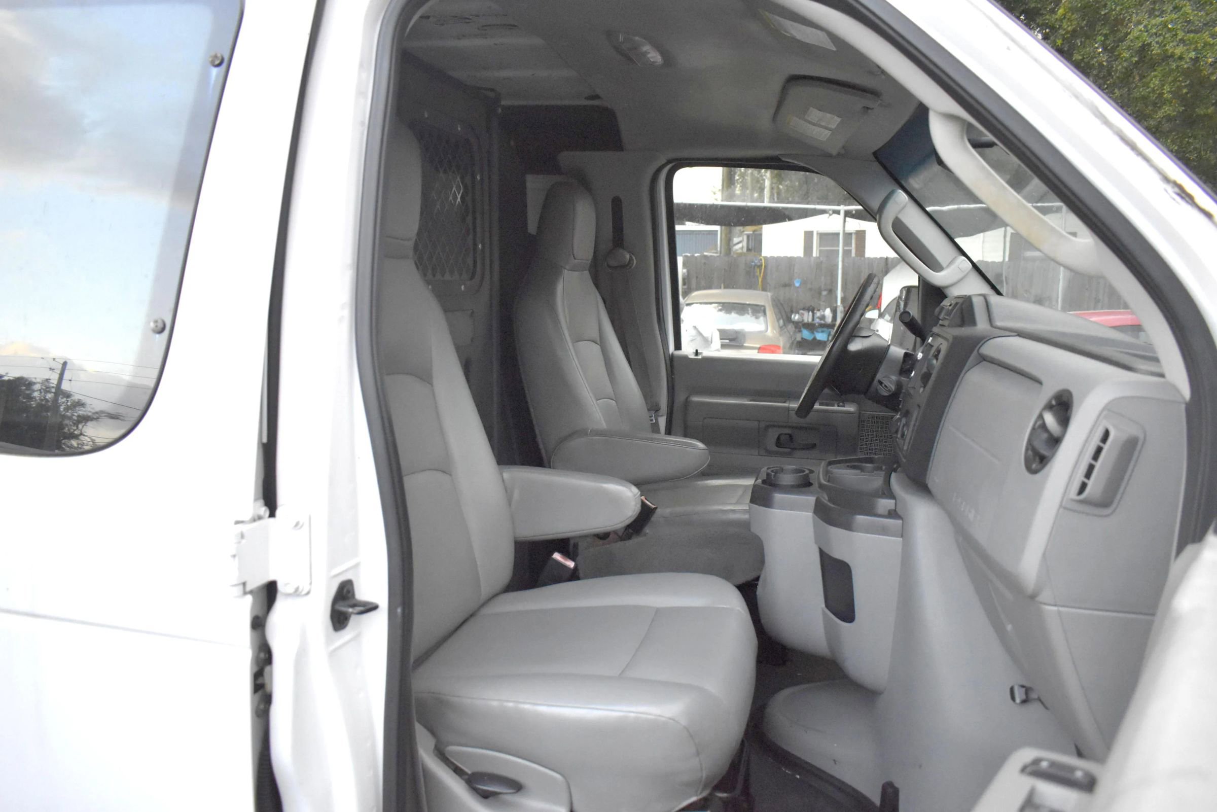 Used 2014 Ford E-250 and Econoline 250 w/ Commercial Cargo Van Package RWD image 12