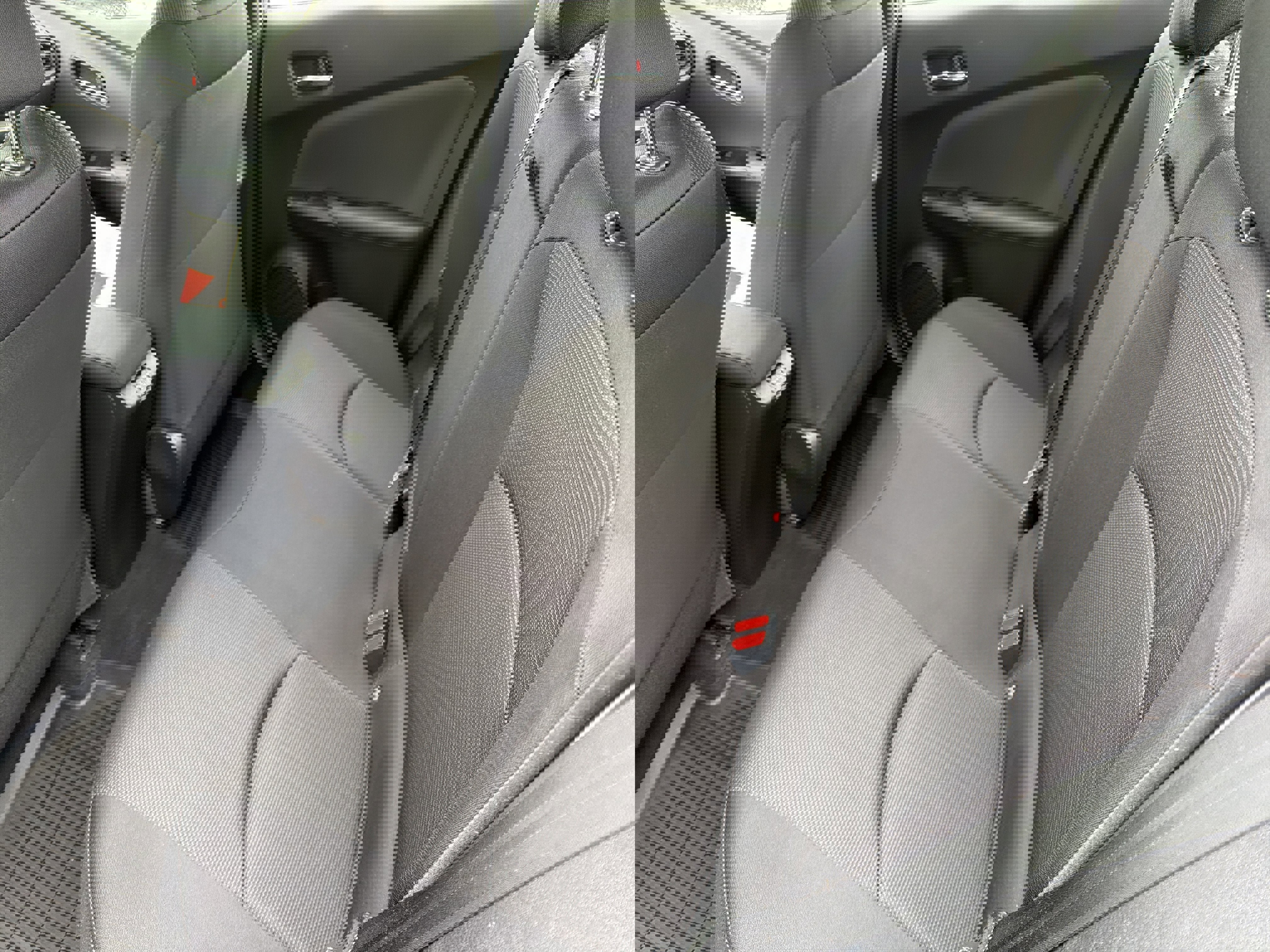 Certified 2022 Toyota Prius L Eco image 21