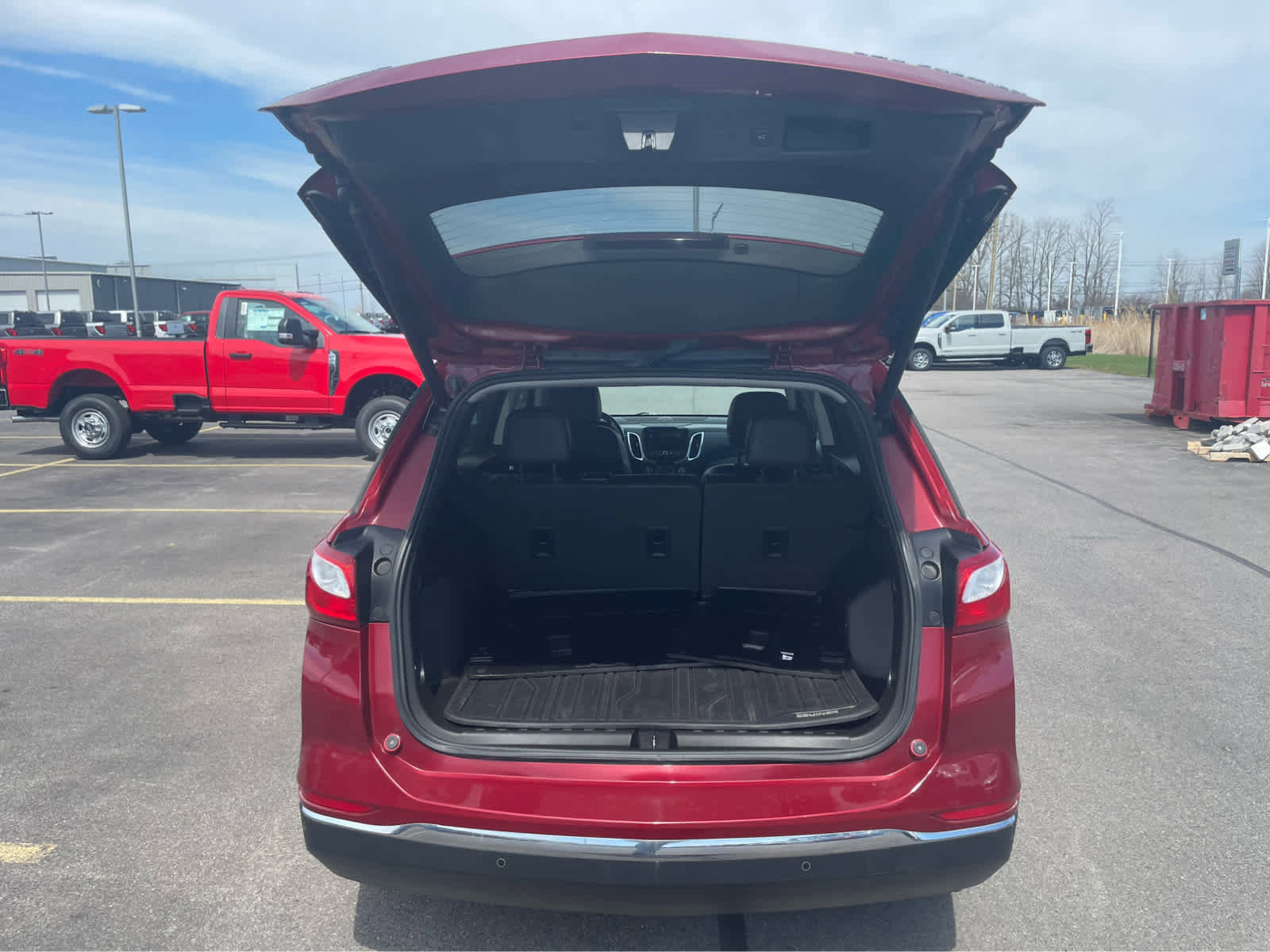 Used 2021 Chevrolet Equinox Premier w/ Premier True North Edition image 10