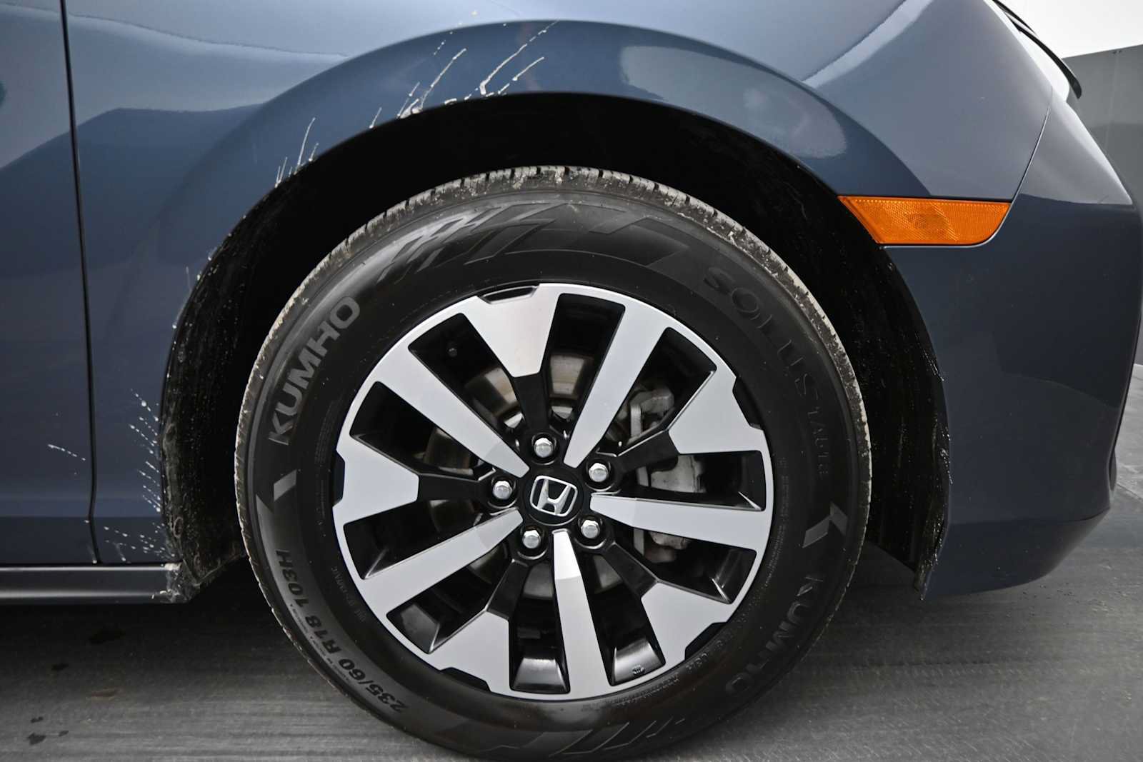 Used 2025 Honda Odyssey EX-L image 10