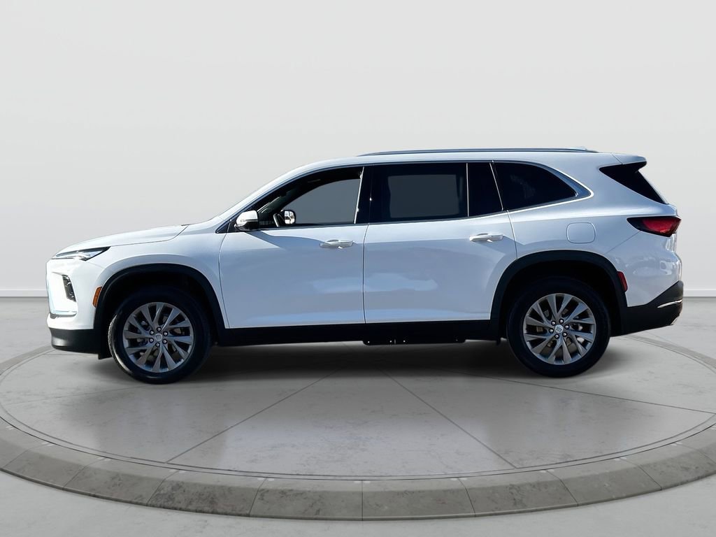 Used 2026 Buick Enclave Preferred w/ Power Package FWD image 5