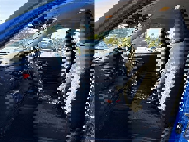 Used 2025 Subaru Impreza 2.0i Sport image 11