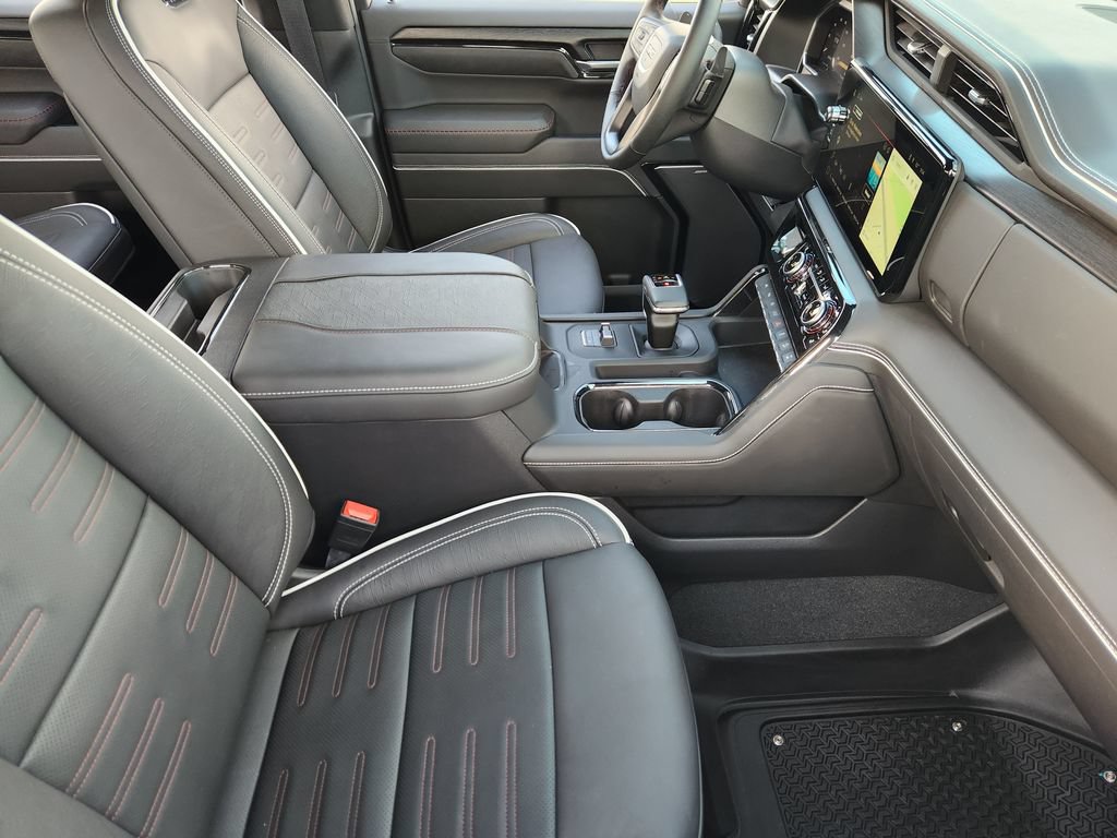 Used 2026 GMC Sierra 1500 AT4X w/ LPO, Black Badging Package AWD/4WD image 15