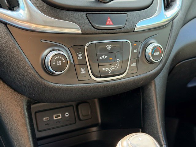 Used 2020 Chevrolet Equinox LT w/ LPO, Floor Liner Package FWD image 16
