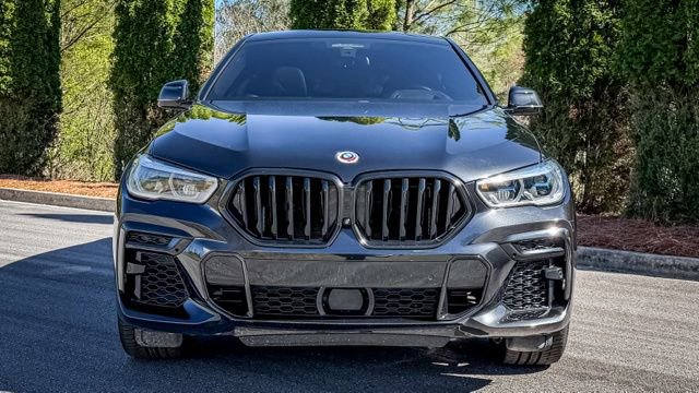Used 2023 BMW X6 M50i w/ Executive Package image 19