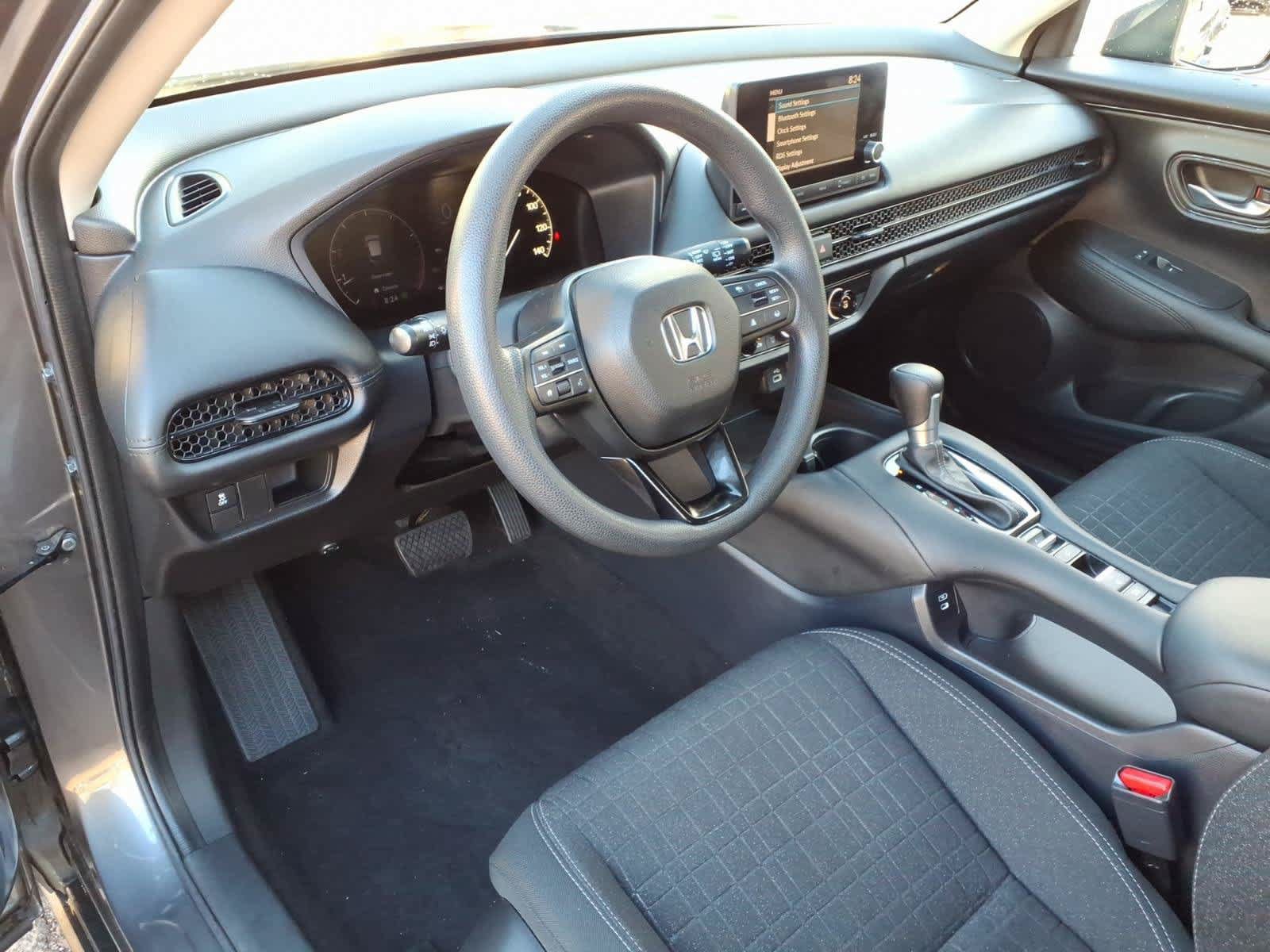 Used 2024 Honda HR-V LX image 13