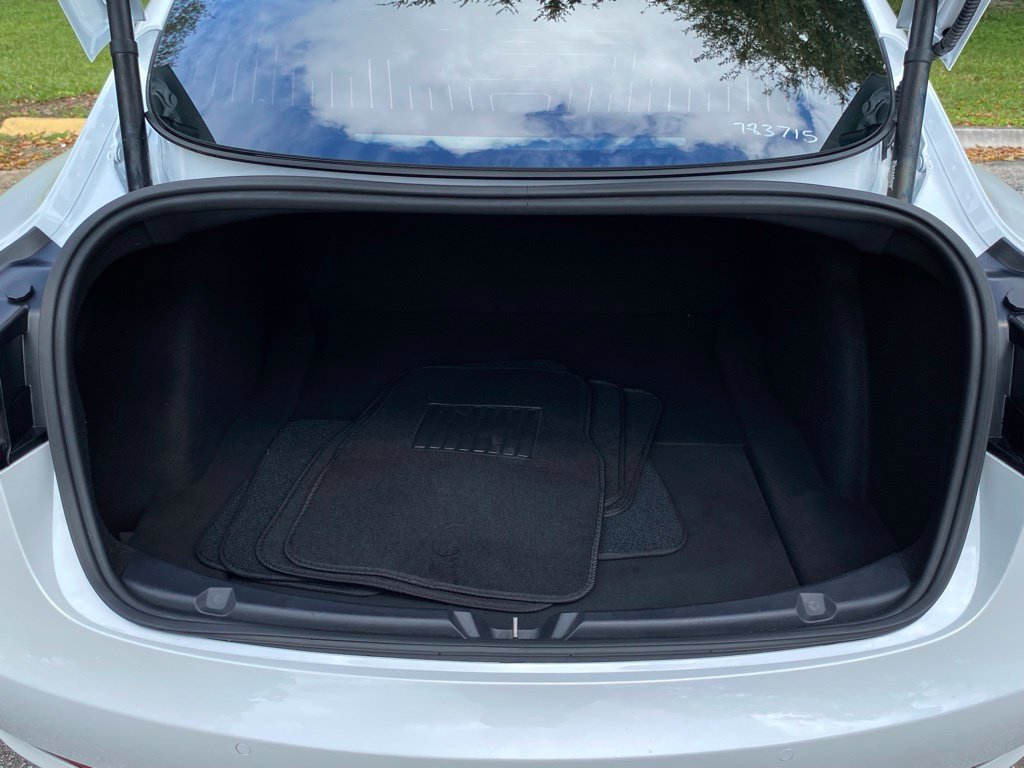 Used 2020 Tesla Model 3 Standard Range RWD image 11
