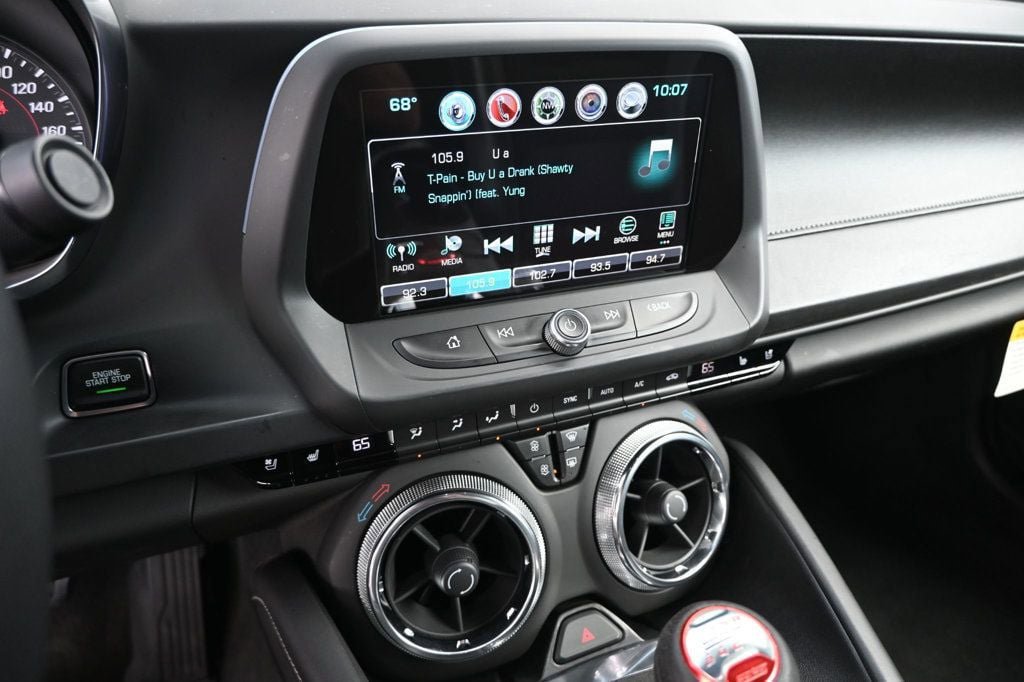 Used 2018 Chevrolet Camaro SS RWD image 14