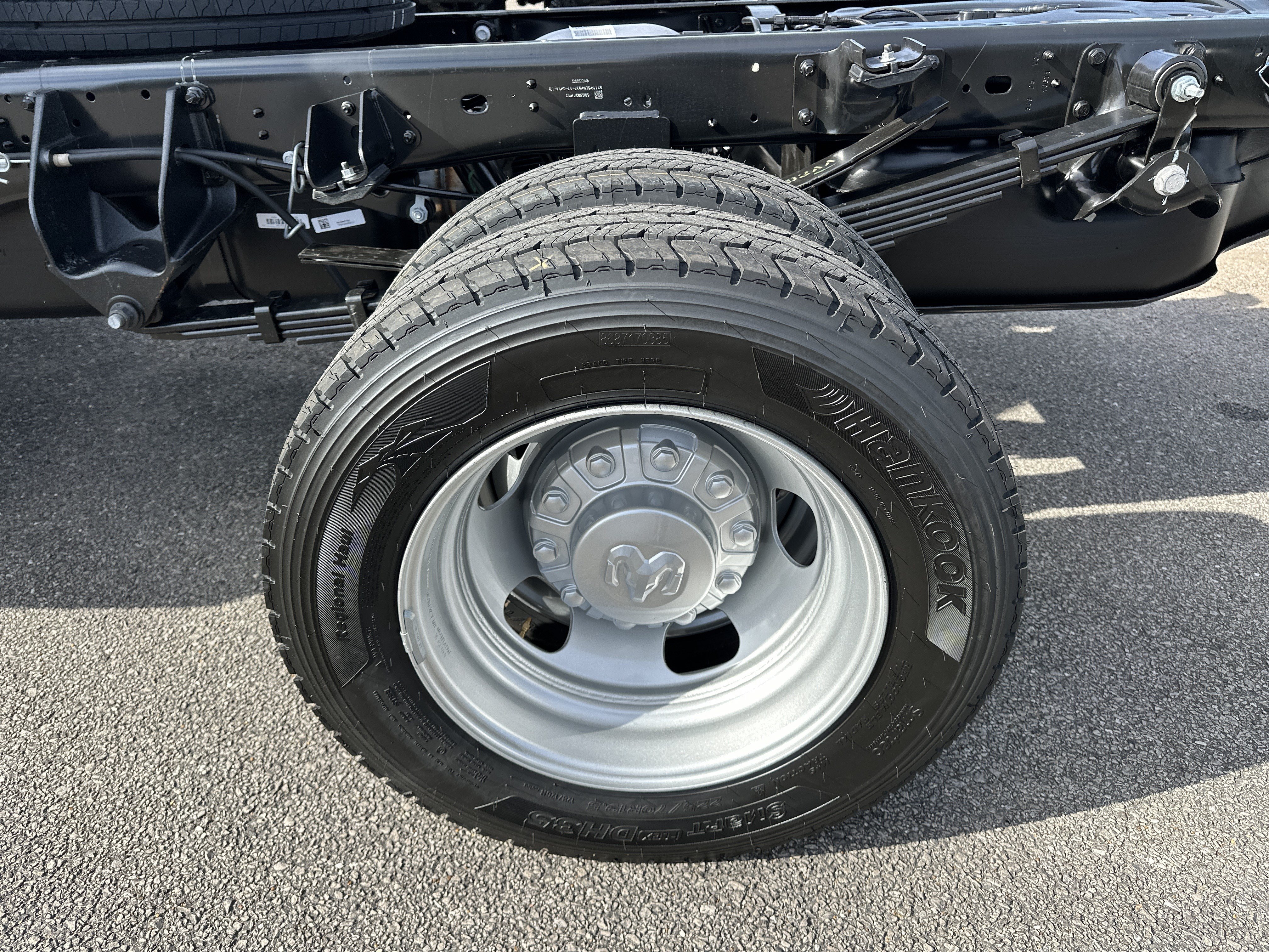 New 2026 RAM 5500 Tradesman w/ Chrome Appearance Group AWD/4WD image 18