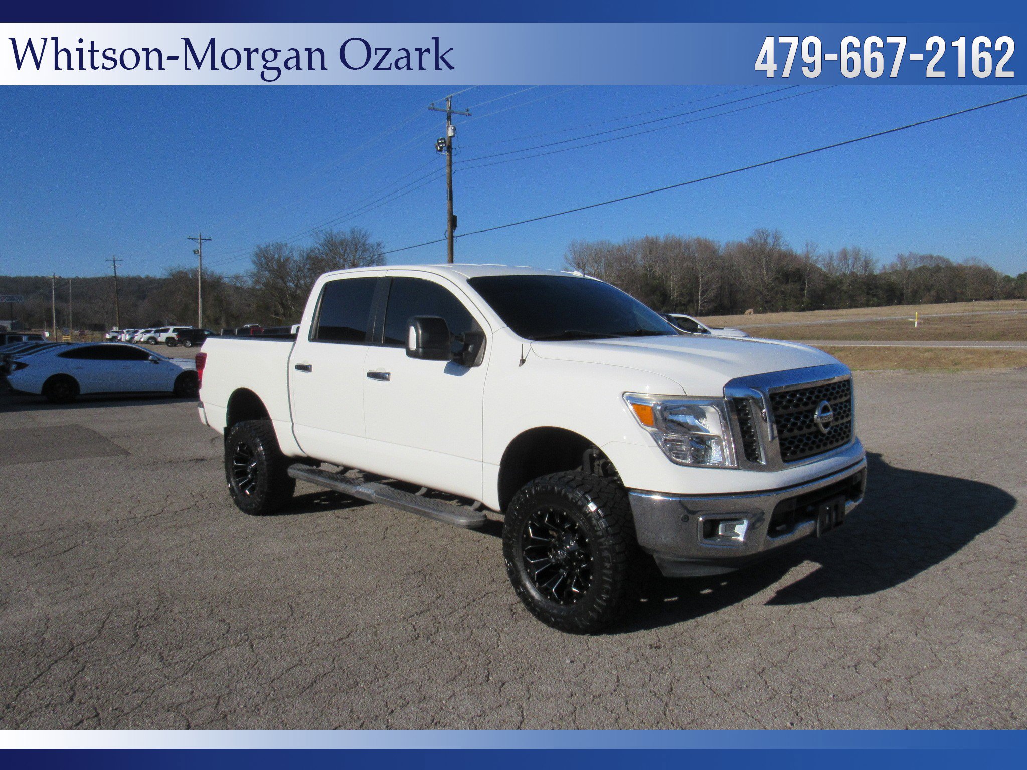 Used 2018 Nissan Titan SV w/ SV Convenience Package image 19