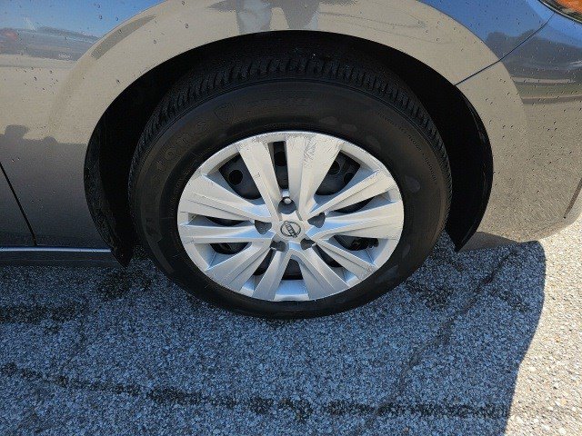 Used 2024 Nissan Sentra S image 10