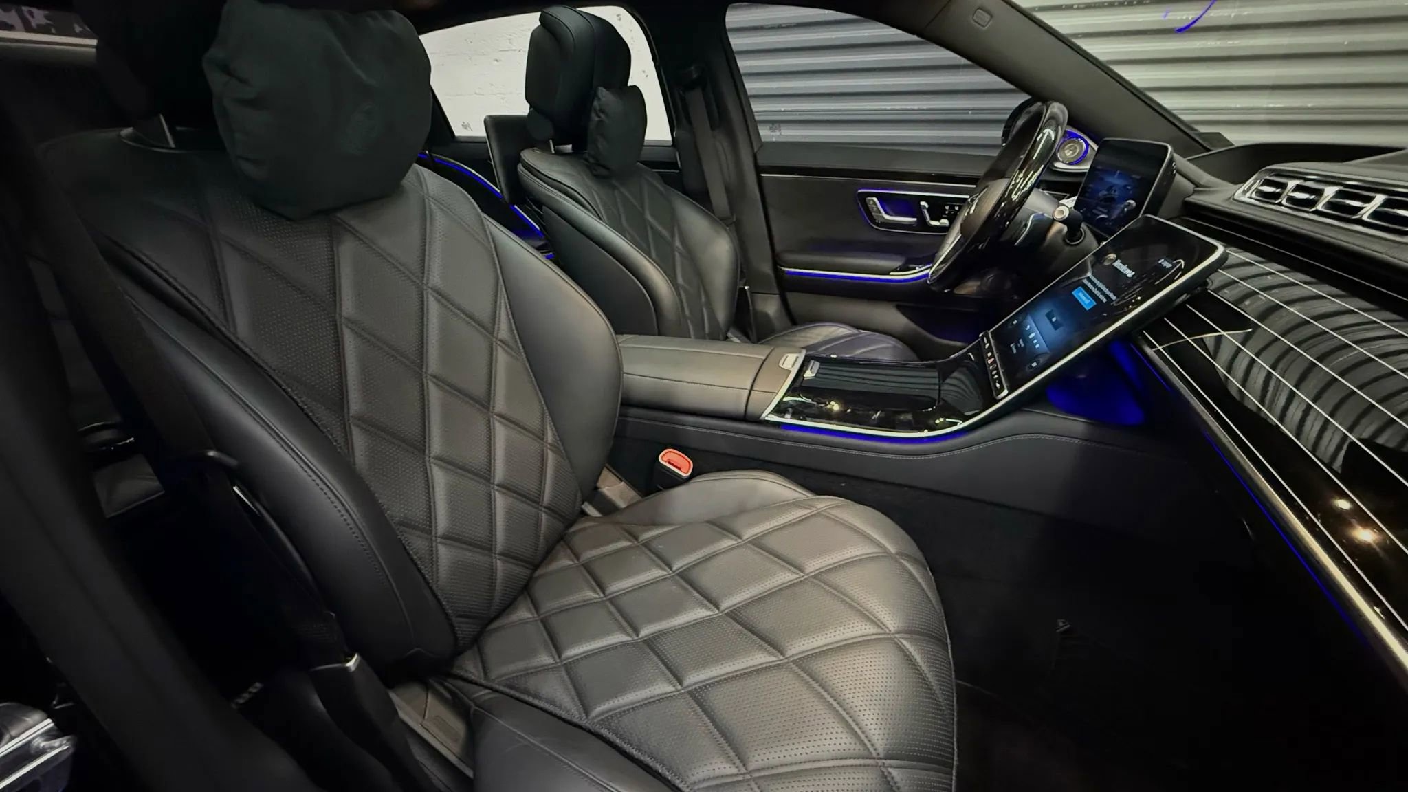 Used 2023 Mercedes-Benz Maybach S 580 4MATIC image 35