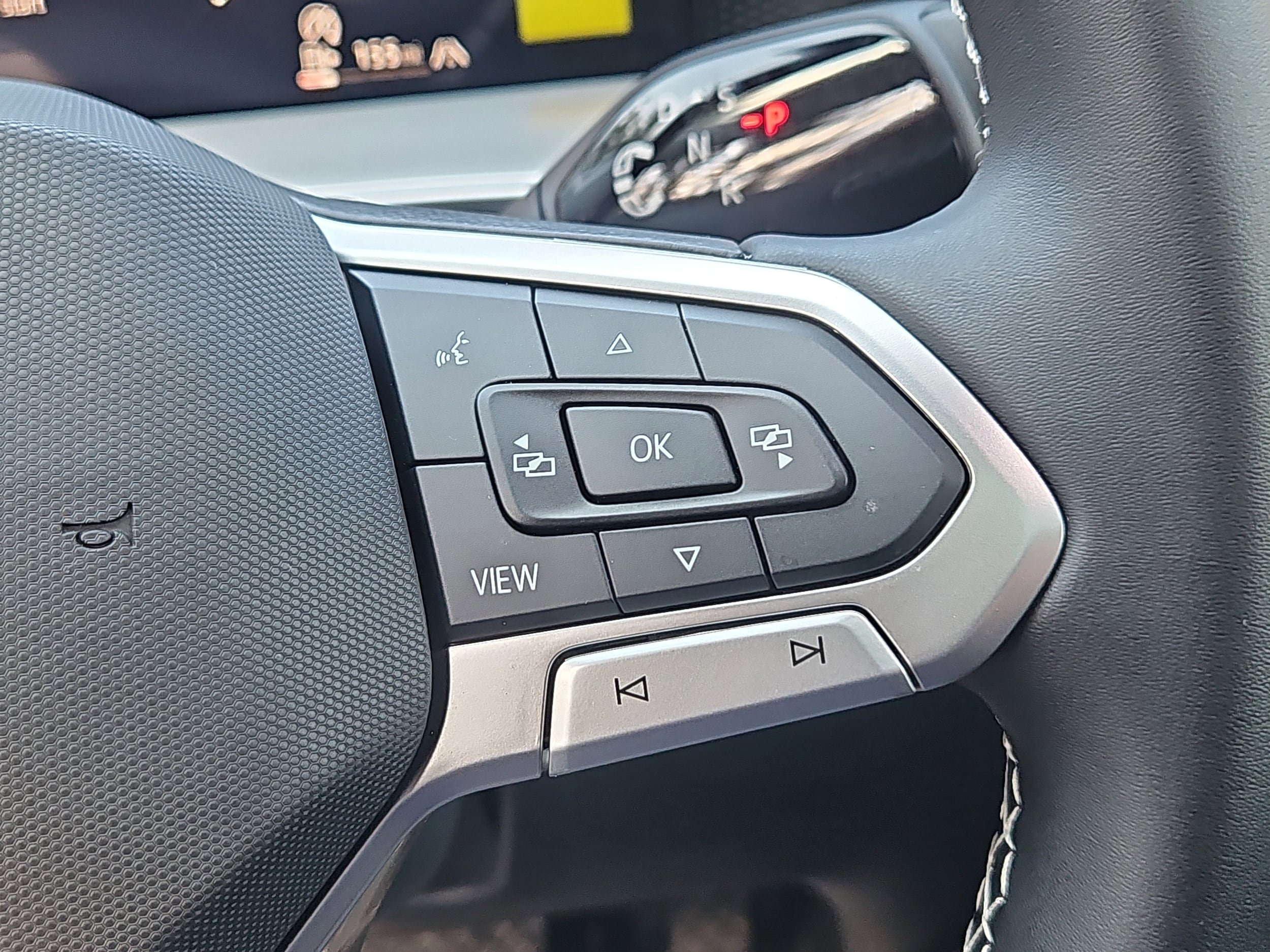 New 2026 Volkswagen Tiguan SE AWD/4WD image 15