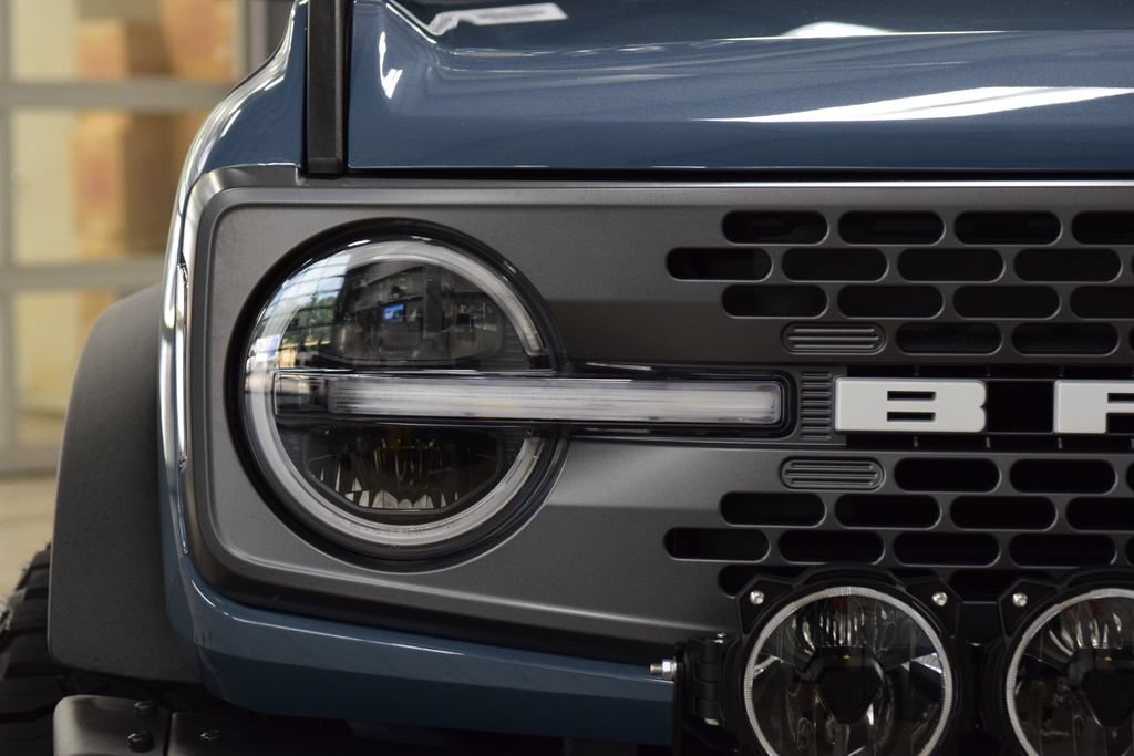 Used 2025 Ford Bronco Badlands AWD/4WD image 12