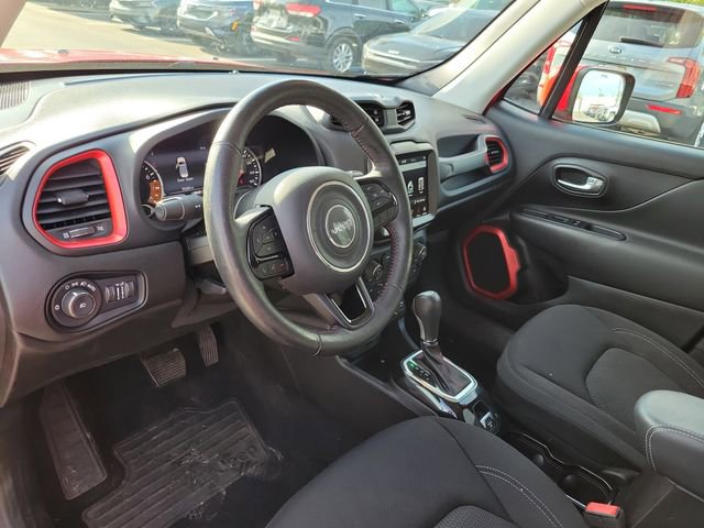 Used 2022 Jeep Renegade Latitude w/ Convenience Group AWD/4WD image 12