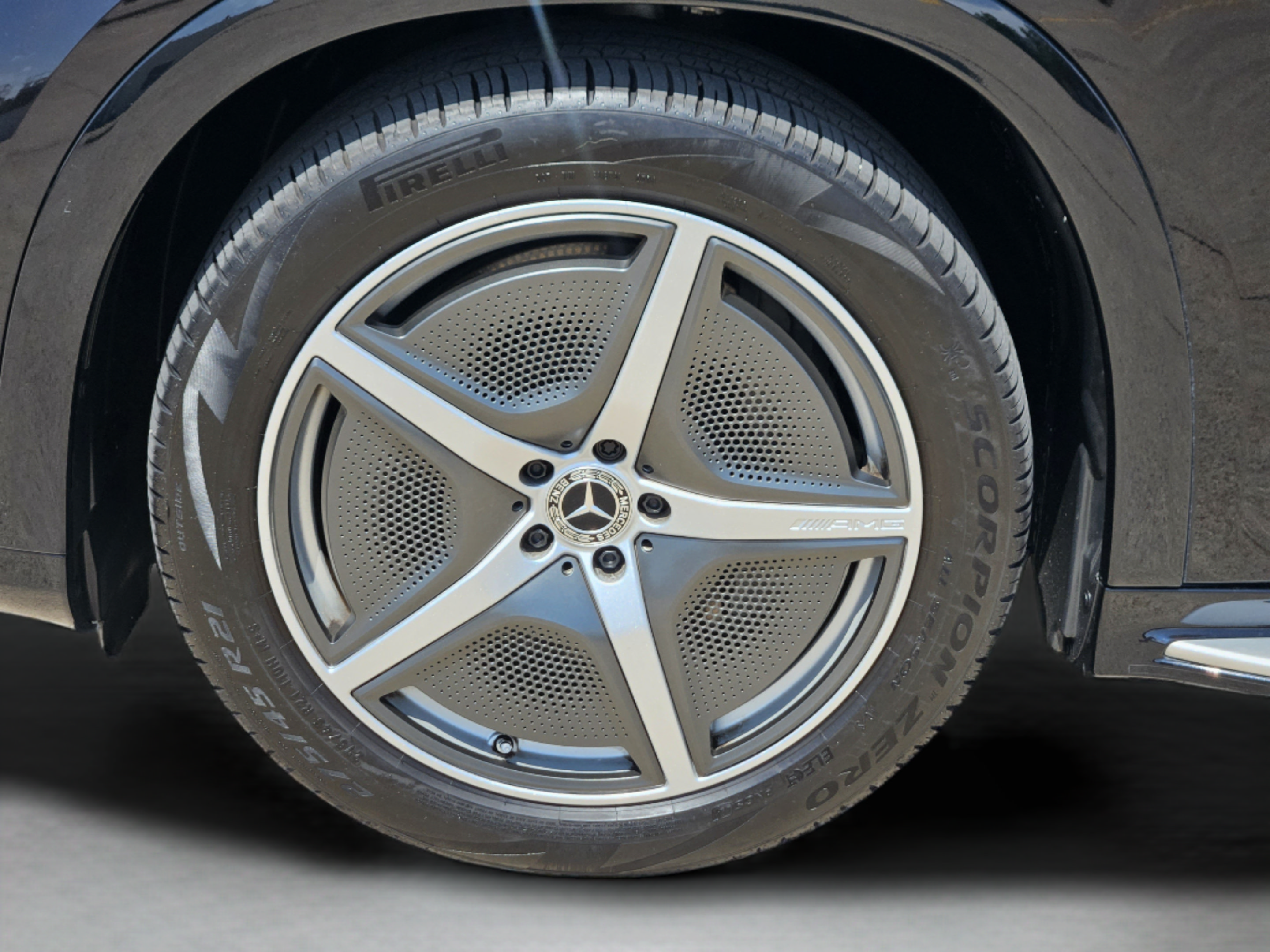 Certified 2024 Mercedes-Benz EQS 450+ SUV image 29