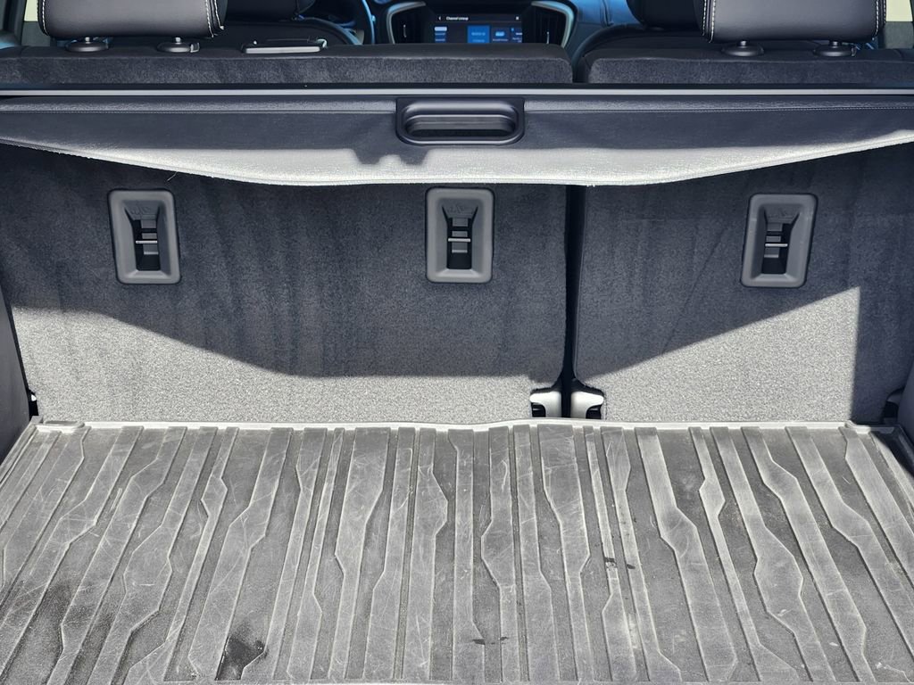 Used 2023 GMC Terrain Denali image 20